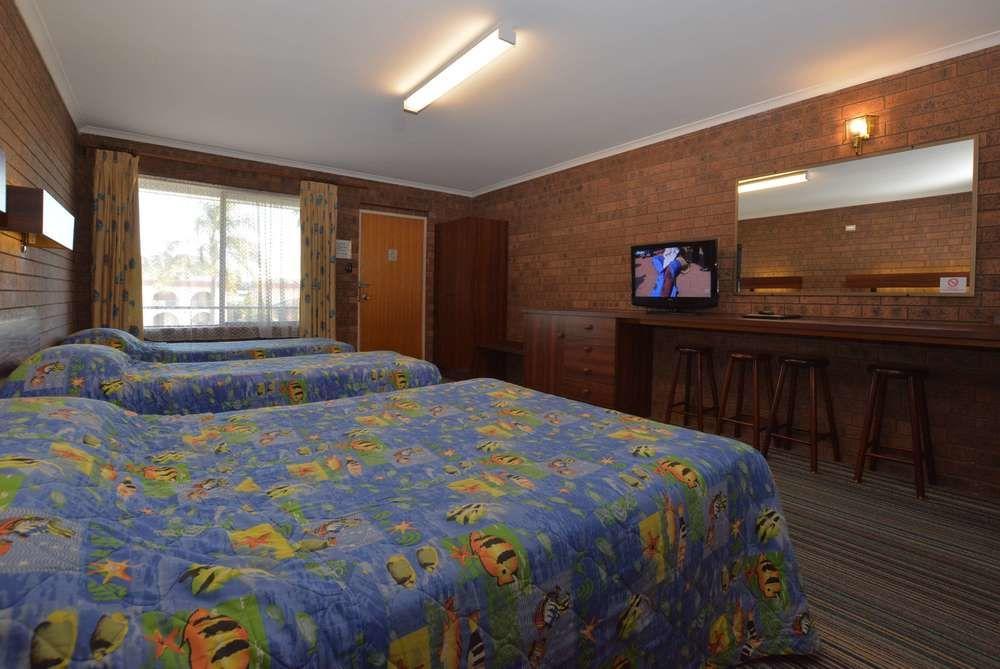 Quays Hotel Batemans Bay Bagian luar foto