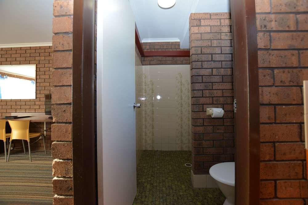 Quays Hotel Batemans Bay Bagian luar foto