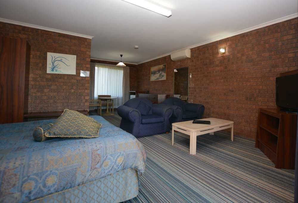 Quays Hotel Batemans Bay Bagian luar foto