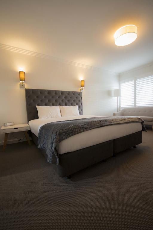 Quays Hotel Batemans Bay Bagian luar foto