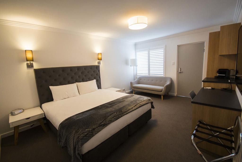 Quays Hotel Batemans Bay Bagian luar foto